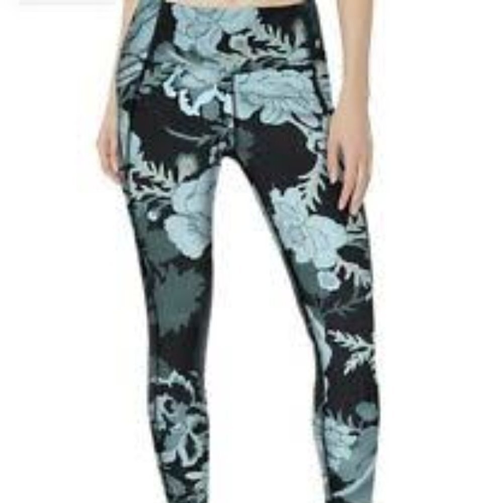 ✅ Maaji Dazeful Floral BLACK AND GREEN FLORAL‎ Leggings Activewear SMALL